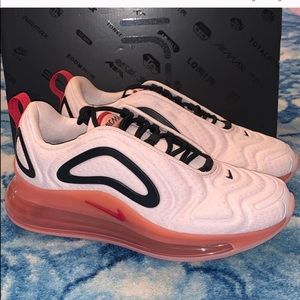 Nike Air Max 720 Pink Shoes New in Box